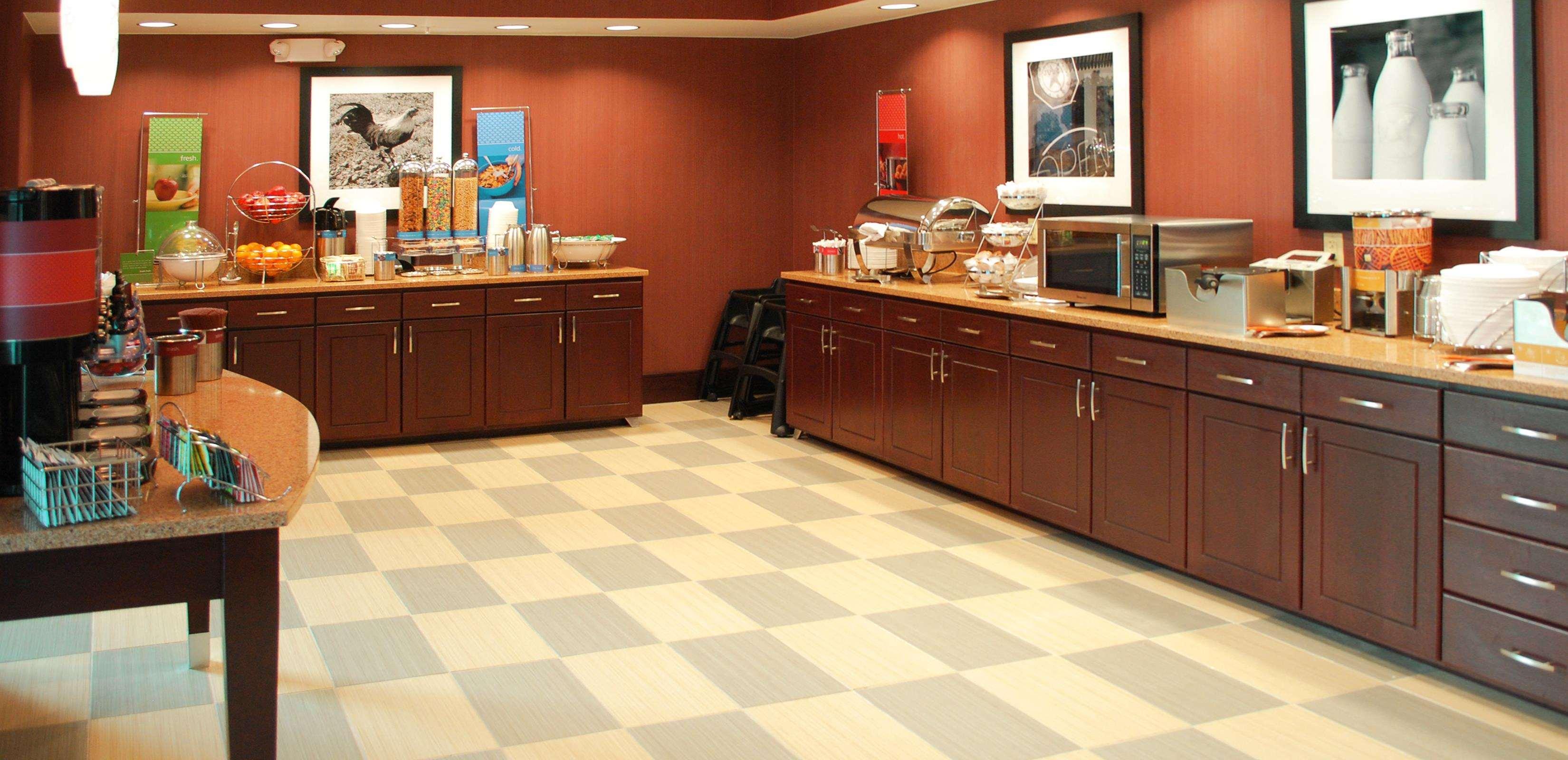 Hampton Inn & Suites Denver/Highlands Ranch Littleton Restaurant photo
